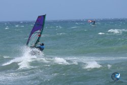 20250419-Sainte-marie-windsurf-091.jpg
