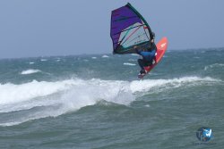 20250419-Sainte-marie-windsurf-350.jpg