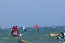 20250419-Sainte-marie-windsurf-355.jpg